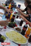 Азербайджанские деятели культуры и искусства провели акцию "Одень ребенка к празднику" (фото)