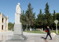 Президент Азербайджана прибыл с визитом в Кюрдамирский район (ФОТО)