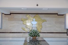 Президент Азербайджана ознакомился с новым зданием  исполнительной власти Кюрдамирского района (ФОТО)