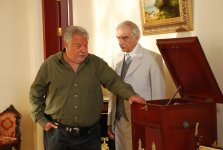 Счастливый Юлий Гусман отмечает 75-летие: от врача-психиатра до КВН и режиссера (ФОТО)