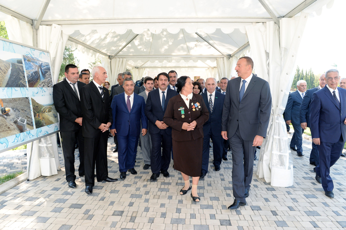 Президент Азербайджана принял участие в церемонии подачи питьевой воды в Кюрдамир (ФОТО)