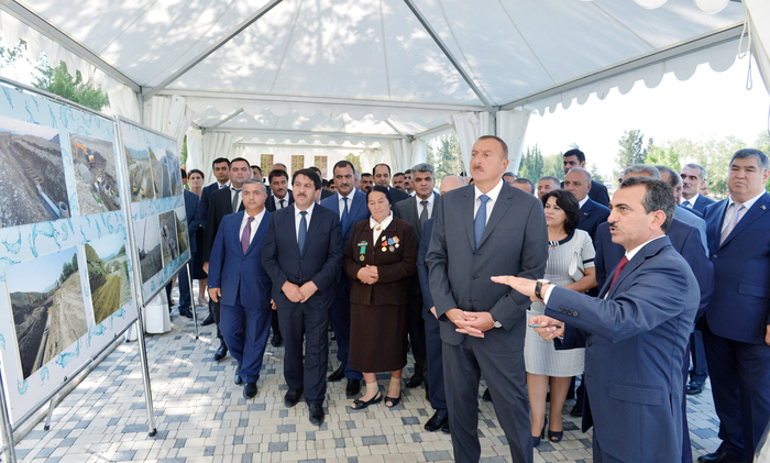 Президент Азербайджана принял участие в церемонии подачи питьевой воды в Кюрдамир (ФОТО)