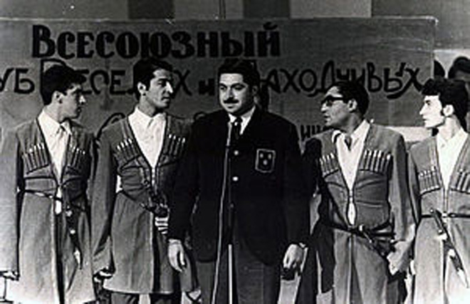 Счастливый Юлий Гусман отмечает 75-летие: от врача-психиатра до КВН и режиссера (ФОТО)