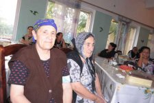Азербайджанские певцы провели благотворительные акции, посвященные празднику Рамазан (фото)