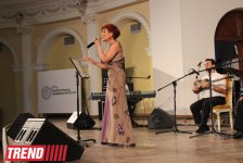 В Баку состоялся фантастический вечер Тунзали Агаевой  - овации, цветы (фото)