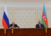 Президент Ильхам Алиев: Отношения между Россией и Азербайджаном основаны на взаимных интересах, на прочной базе (ФОТО)