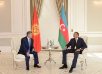 Президенты Азербайджана и Кыргызстана отметили перспективы сотрудничества в транспортной сфере (ФОТО)