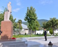 Президент Ильхам Алиев прибыл с визитом в Шеки (ФОТО)