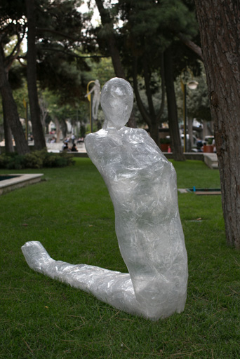 YARAT! Contemporary Art Space presents project of American artist Mark Jenkins (PHOTO)