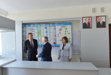 Ильхам Алиев ознакомился с состоянием двух средних школ Бинагадинского района после капремонта (ФОТО)