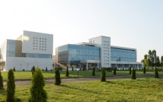 Ильхам Алиев: В большинстве районных центров и городов Азербайджана уже предоставляются квалифицированные медицинские услуги (ФОТО)