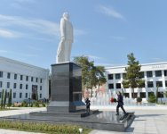 Президент Азербайджана прибыл с визитом в Сабирабадский район (ФОТО)