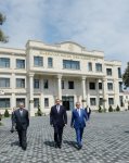 Ильхам Алиев ознакомился с условиями в новом здании Исполнительной власти Билясуварского района (ФОТО)
