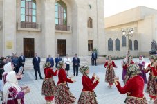 Президент Ильхам Алиев: Азербайджан – это страна, которая известна в мире своей культурой, музыкой, историей (ФОТО)