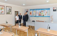 Президент Азербайджана ознакомился с состоянием двух школ в Баку после капремонта (ФОТО)