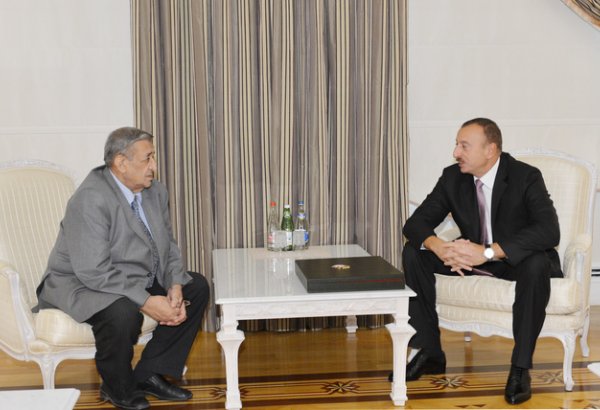 Azerbaijani President Ilham Aliyev rewards Arif Malikov with Heydar Aliyev Order (PHOTO)