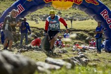 Азербайджанские спортсмены добились успеха в самом захватывающем состязании команд в Западной Европе (фото)