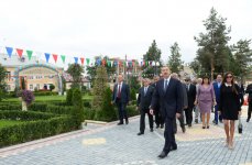 Президент Ильхам Алиев: Уважение друг к другу, к обычаям, традициям, религии, образу жизни друг друга усиливает народ Азербайджана (ФОТО)