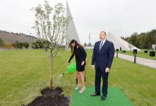 Президент Азербайджана и его супруга приняли участие в церемонии открытия Губинского мемориального комплекса геноцида (версия 2) (ФОТО)