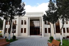 Первая леди Азербайджана приняла участие в открытии яслей-детсадов и поликлиники в Хазарском районе Баку (версия 3) (ФОТО)