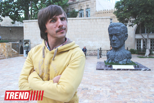 С точки зрения русского туриста в Баку мне очень уютно - Артем Хворостухин, ведущий телеканала "Моя планета" (фото)