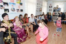 Лейла Алиева и Арзу Алиева посетили школу-интернат, ясли и детский дом в четырех районах Баку, а также Ассоциацию лиц с синдромом Дауна (ФОТО)