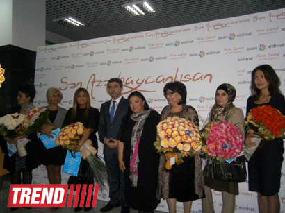 В ASAN xidmət деятелям культуры и искусства вручены благодарственные сертификаты (ФОТО)