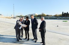 Президент Азербайджана и его супруга ознакомились с работами, проводимыми в  парке Деде Горгуд в Баку (ФОТО)