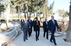 Президент Азербайджана и его супруга ознакомились с работами, проводимыми в  парке Деде Горгуд в Баку (ФОТО)