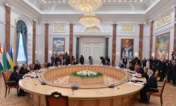 Президент Ильхам Алиев: Азербайджан будет и дальше стараться по возможности вносить свой вклад в дело укрепления сотрудничества между странами СНГ (ФОТО)