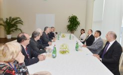 Президент Азербайджана и его супруга встретились с делегацией парламента Франции (ФОТО)