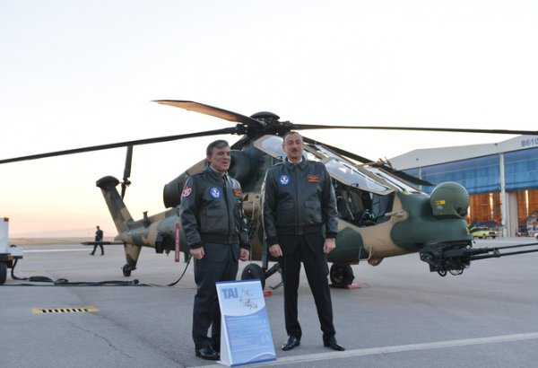 President Ilham Aliyev views Turkish Aerospace Industries, Inc. (PHOTO)