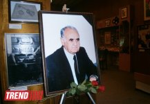В Баку почтили память народного артиста Меджнуна Керима (ФОТО)