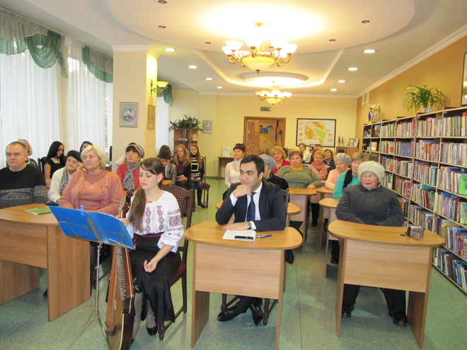 В Киеве отметили 80-летний юбилей азербайджанского поэта Мамеда Араза (ФОТО)