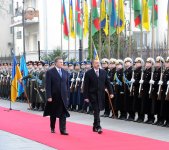В Киеве состоялась официальная церемония встречи Президента Азербайджана Ильхама Алиева (ФОТО)