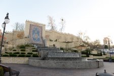 Президент Азербайджана ознакомился с работами, проведенными в парке Гейдара Алиева в Киеве (ФОТО)