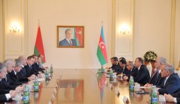 Состоялась встреча президентов Азербайджана и Беларуси в расширенном составе