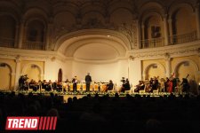 В Баку состоялся творческий вечер Фараджа Гараева "Памяти родителей"  (ФОТО)