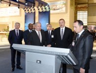 Президент Азербайджана ознакомился с выставкой "BakuTel-2013" (ФОТО)