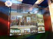 Президент Азербайджана ознакомился с выставкой "BakuTel-2013" (ФОТО)