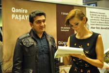 В Баку прошла презентация книги Ганиры Пашаевой "Ученые, изменившие мир" (ФОТО)
