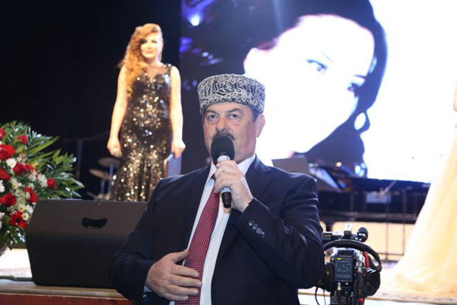 Бейимханым Велиева покорила зрителей первым соло-концертом "Yollara yağış yağır" (ВИДЕО-ФОТО)
