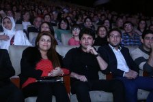 Бейимханым Велиева покорила зрителей первым соло-концертом "Yollara yağış yağır" (ВИДЕО-ФОТО)