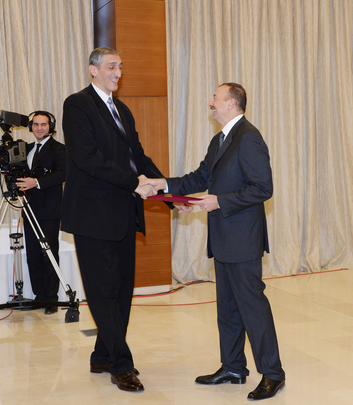 Azerbaijani President Ilham Aliyev opens “Shahdag”, “Pik Palas” hotels, and attends event dedicated to sports results of 2013 in Gusar District (PHOTO)