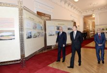 Президент Ильхам Алиев: В основе нашей политики находятся интересы государства, единство между народом и властью (версия 2) (ФОТО)