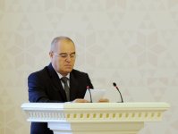 Президент Ильхам Алиев: В основе нашей политики находятся интересы государства, единство между народом и властью (версия 2) (ФОТО)