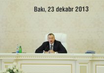Президент Ильхам Алиев: В основе нашей политики находятся интересы государства, единство между народом и властью (версия 2) (ФОТО)