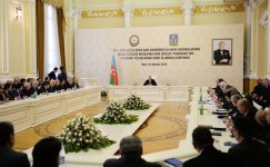 Президент Ильхам Алиев: В основе нашей политики находятся интересы государства, единство между народом и властью (версия 2) (ФОТО)