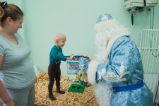 По инициативе Лейлы Алиевой российское представительство Фонда Гейдара Алиева совместно с Кафедральным соборным храмом Христа Спасителя провело  благотворительные акции (ФОТО)