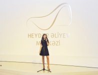Мехрибан Алиева приняла участие в открытии выставки "Fly to Baku. Современное искусство Азербайджана" в Центре Гейдара Алиева (ФОТО)